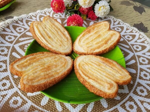Fan biscuits